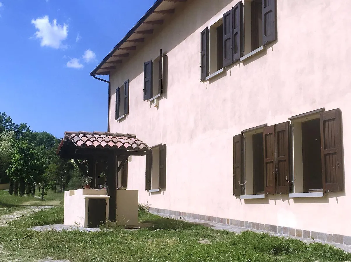 Pizzicalaluna Pianoro Farm stay